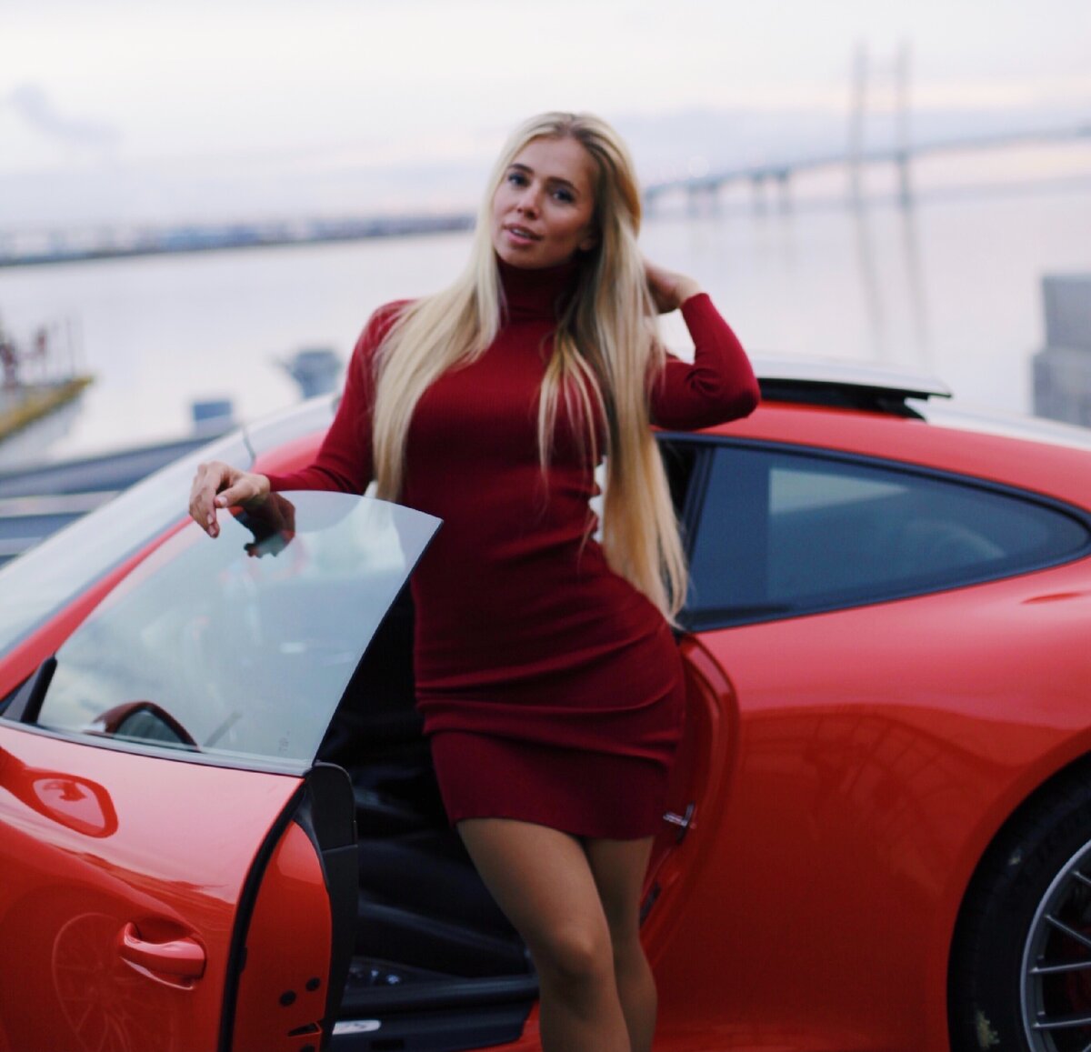 Он: «что делаешь?» - Вы: «жду от тебя Цветы!»