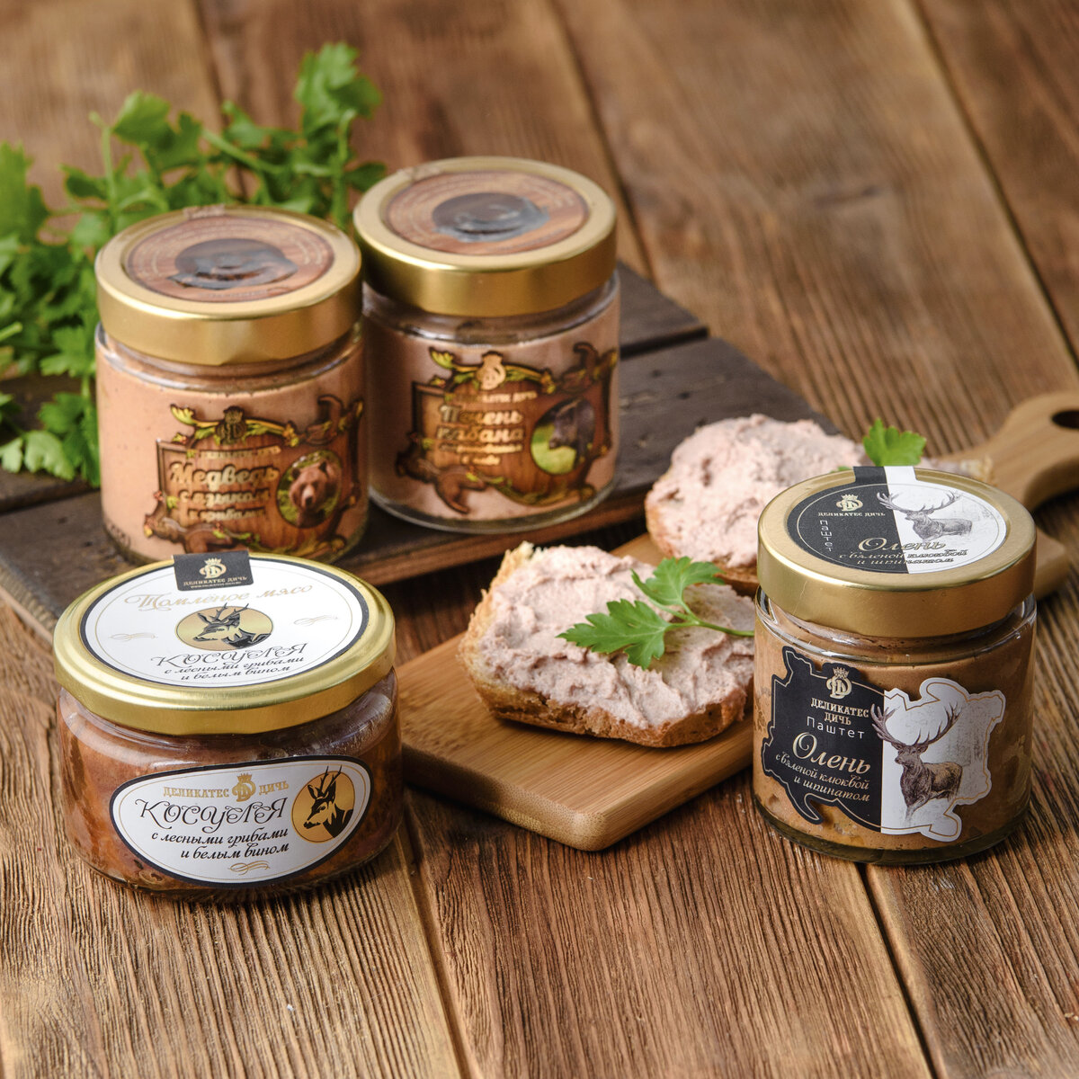 Не стыдно и начальнику подарить, и на праздничный стол поставить.