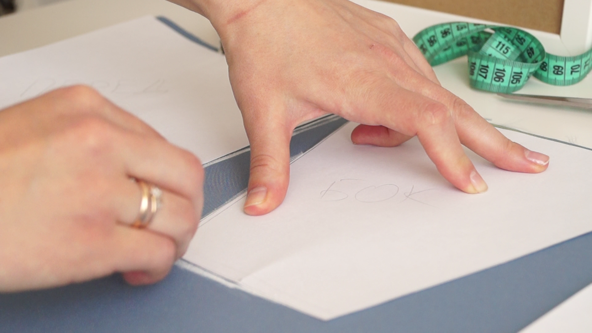 перенос лекала на ткань