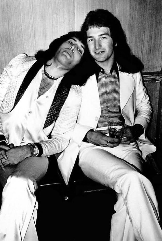 Фредди Меркьюри и Джон Дикон