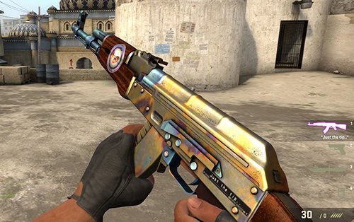 Этот миф имеет свое начало ещё с CS 1.6, где это действительно работало. Но в CS:GO эта фишка уже совсем не эффективна, поэтому вы можете перестать ею пользоваться.