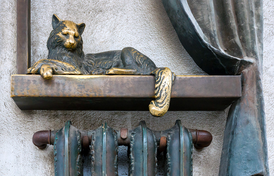 Памятник отопительной батарее