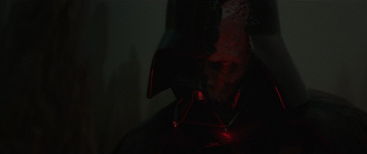 ощущение, что под маской не подгорелый Энакин, а Красный череп из MCU