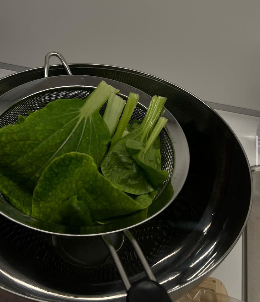     Фото:@mironovanastasiia