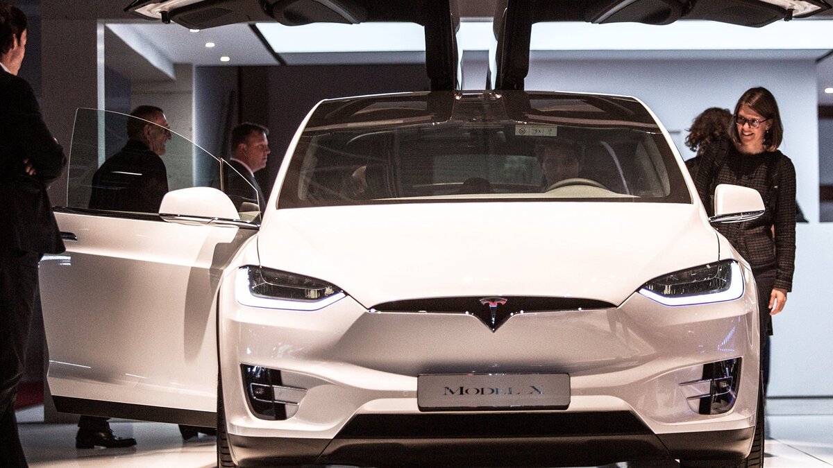    TESLA "Model X"© РИА Новости . Ирина Калашникова