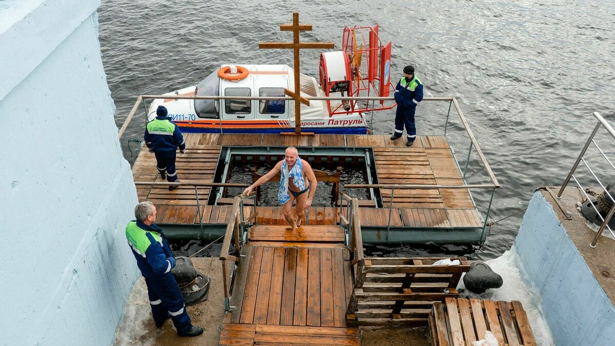    В этом году в Волгоградской области оборудуют 60 специализированных мест для купания на Крещения. Восемь из них, как сообщает пресс-служба региональной администрации, будут размещены в Волгограде.