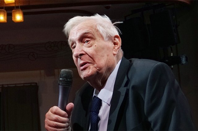    Что случилось с Олегом Басилашвили?