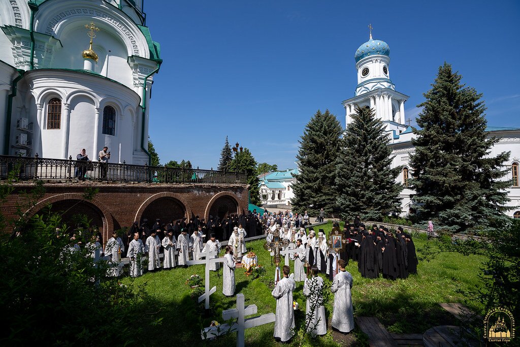 Свято-Успенская Святогорская Лавра