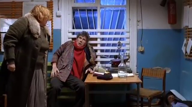 "Девять, десять. Аут!"