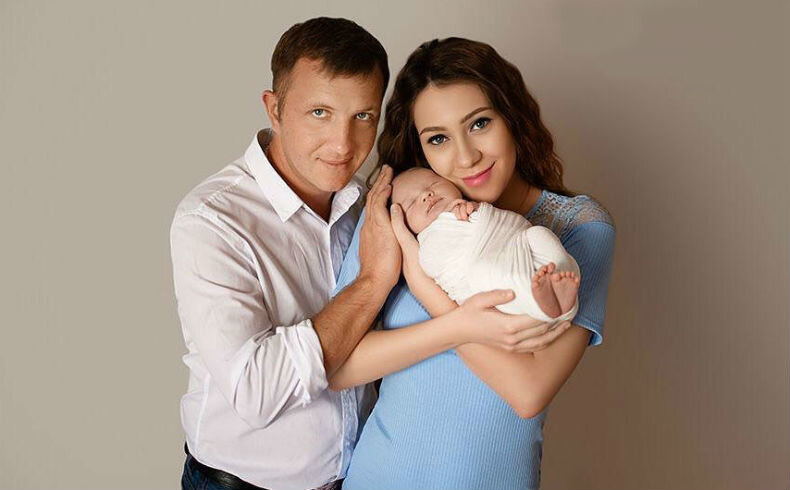 Илья Яббаров, Алёна Рапунцель с сыном Богданом
Фото: «Инстаграм»