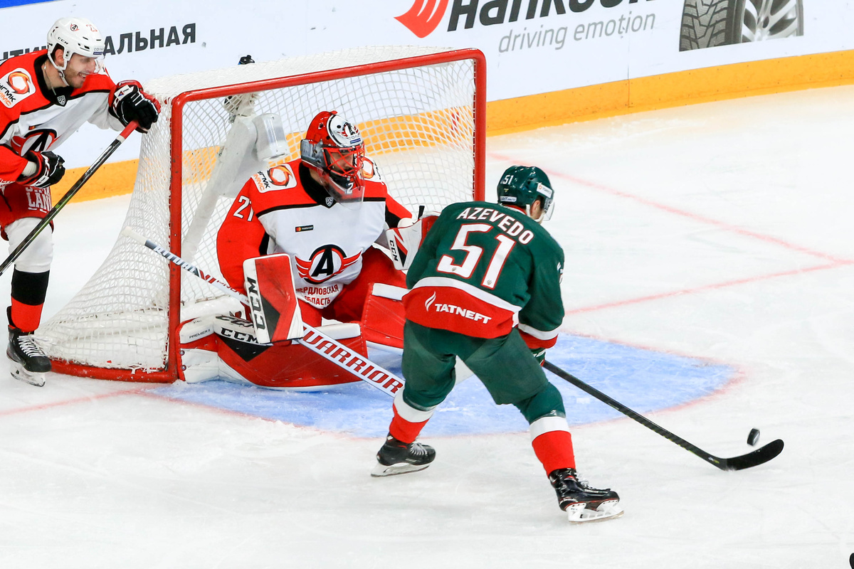 Джастин Азеведо в атаке