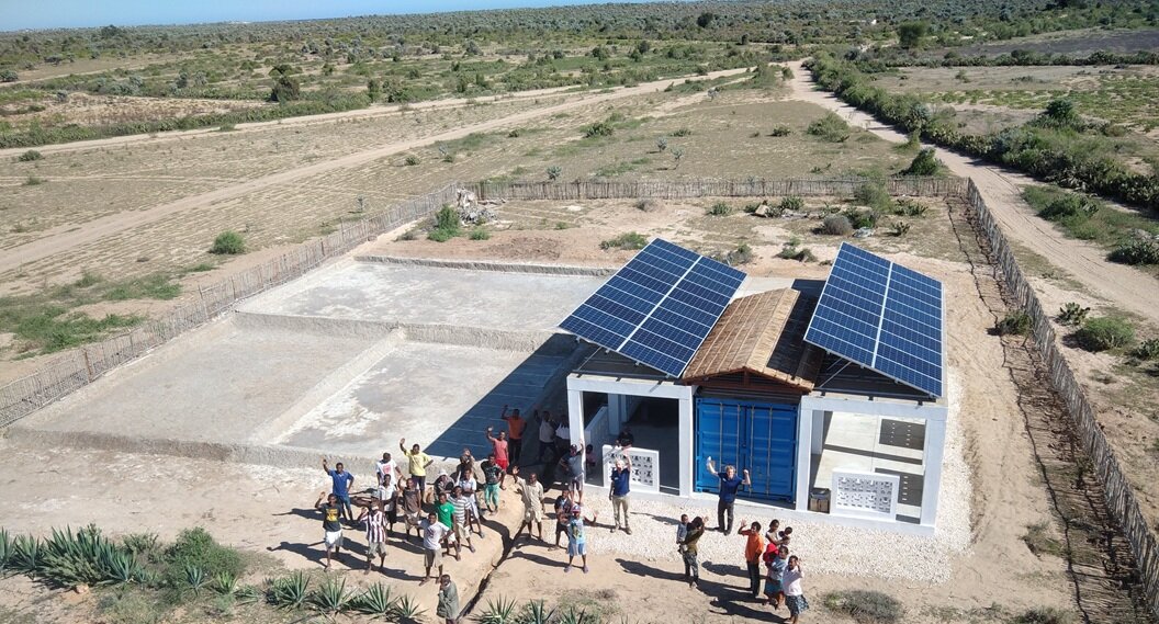 Без пресной воды невозможно выжить не только человеку и животным, но и целым индустриям: сельскому хозяйству, энергетике. С ростом населения проблема становится острее с каждым годом. Цифры ужасают: уже сегодня от нехватки пресных источников страдают около 4 млрд человек по всему миру – половина живущих на планете.