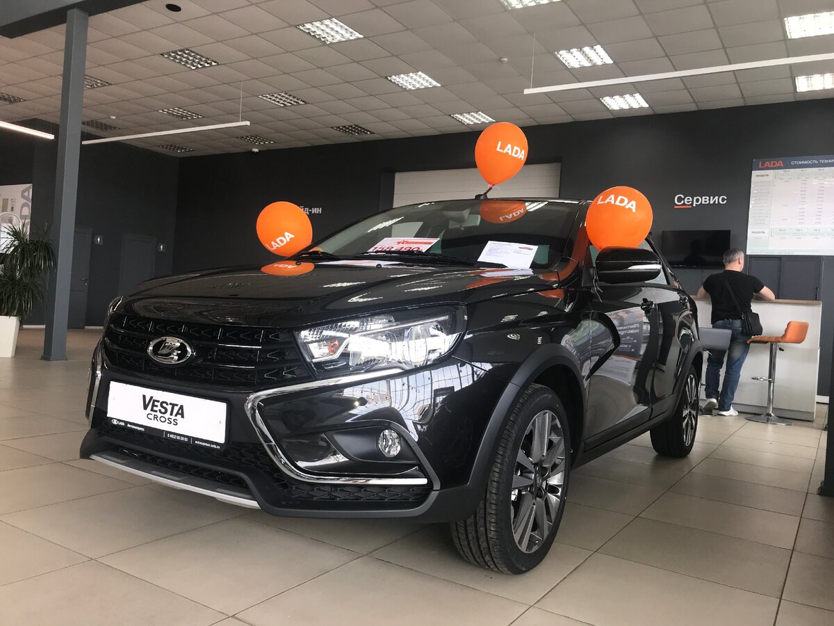 Лада Веста в исполнении Cross