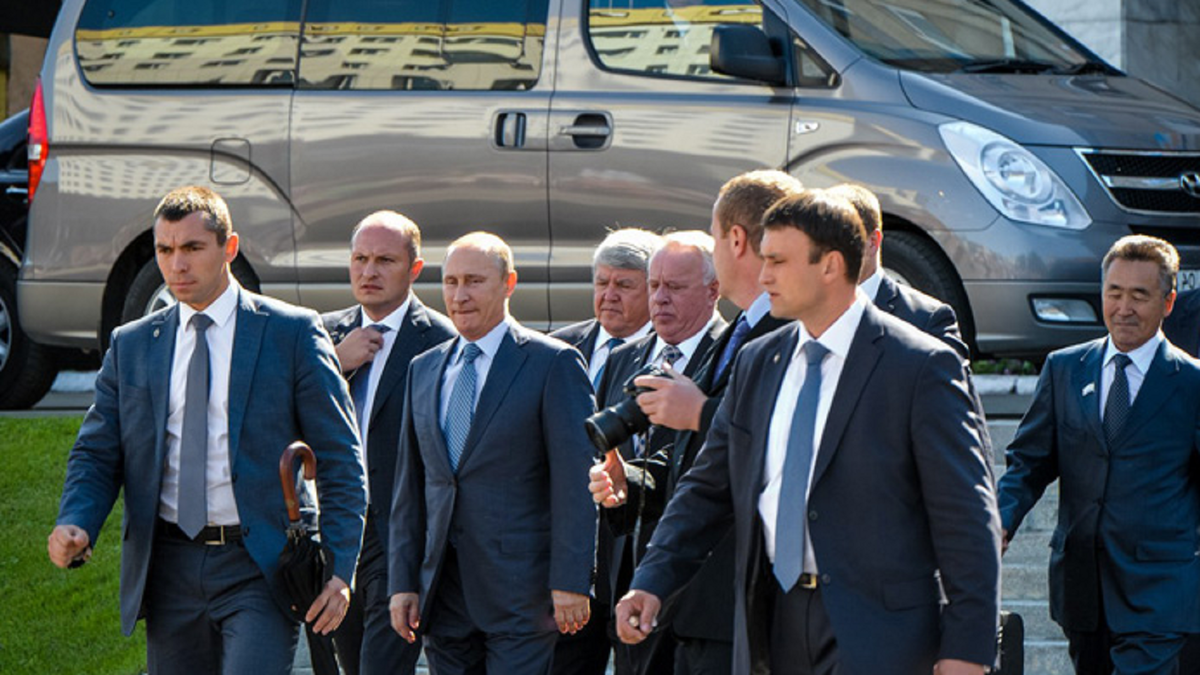 Президентский кортеж Мерседес 222