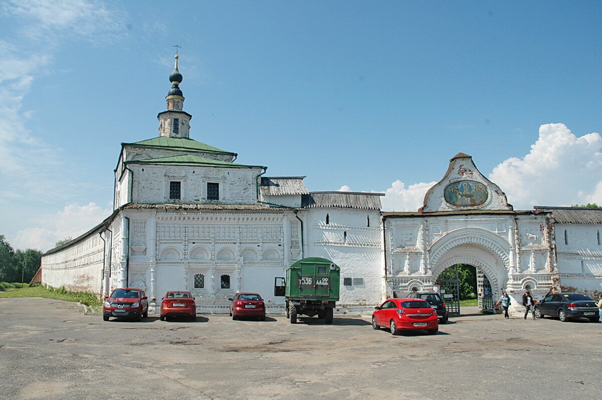 Похоже у бывший Горицкий монастырь