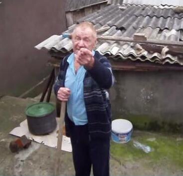 Руки мыть? Не вымазывал! Просто оближу!