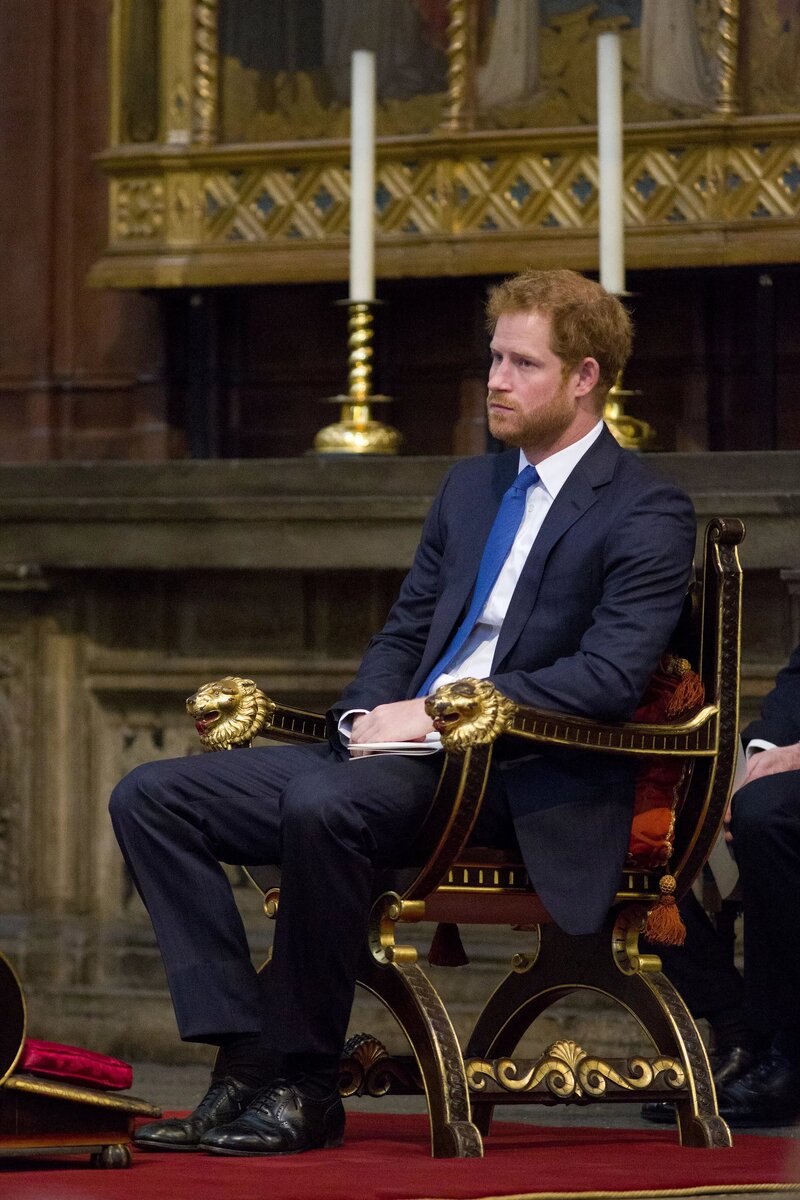 попасть принц. попасть принц. принц с чердака дорама 2012. попасть принц. принц эндрю фото.