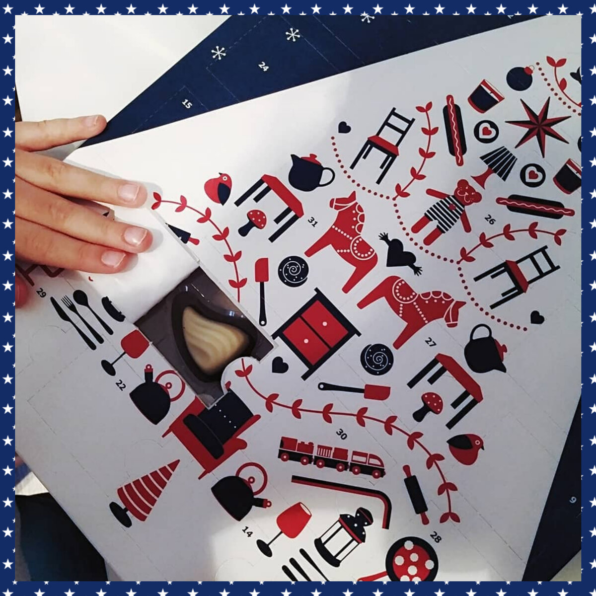 адвент календарь фиджи тойс. крисмас адвент. адвент gin time. канал о адвент календарь 2023. адвент боди шоп 2021.