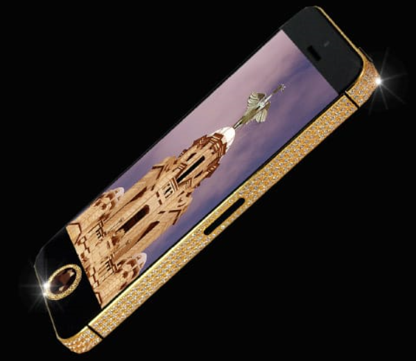 iPhone 5 с чёрным бриллиантом