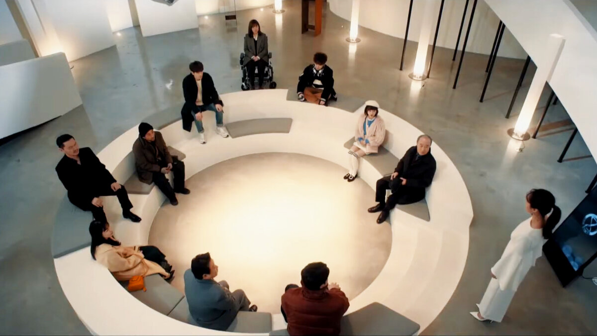 Десять человек получают шанс вернуться назад во времени на один год. 
«365: Бросая вызов судьбе»