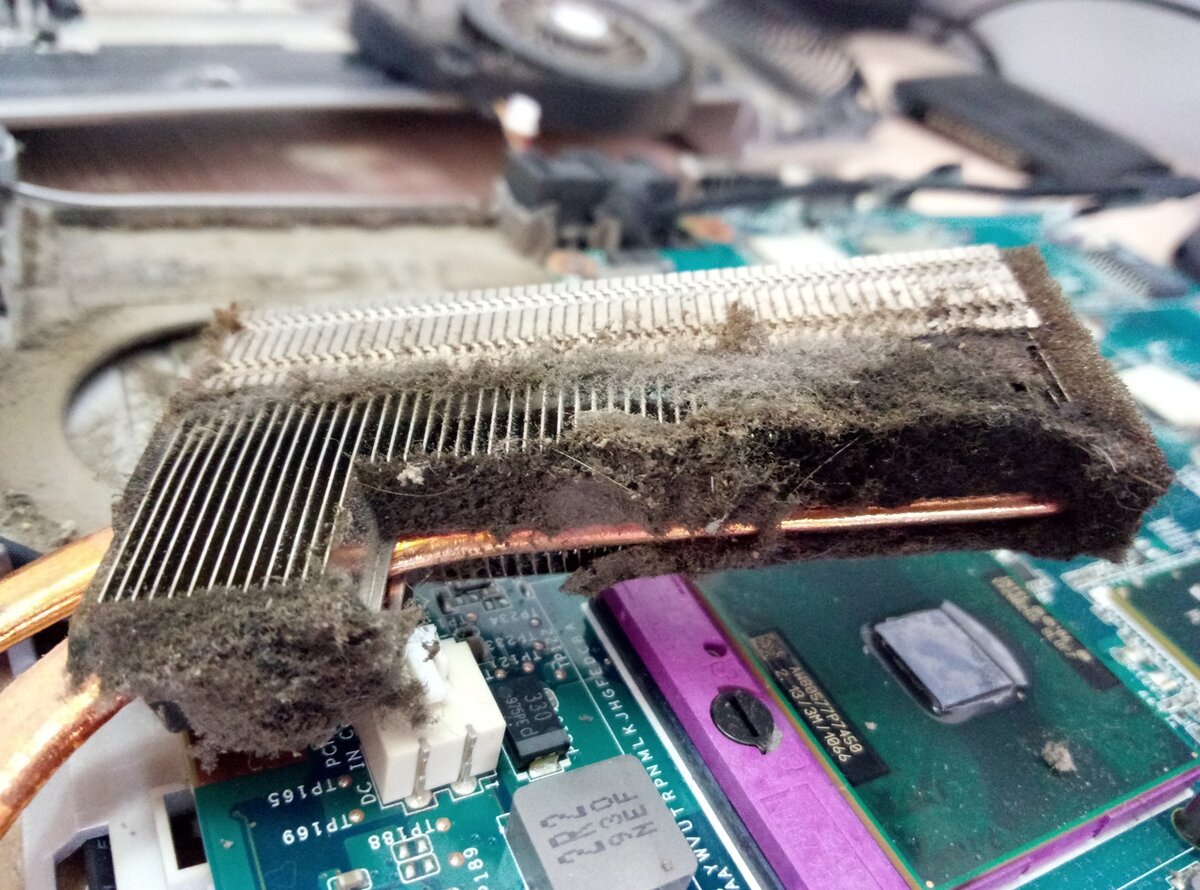 Пыль в ноутбуке 