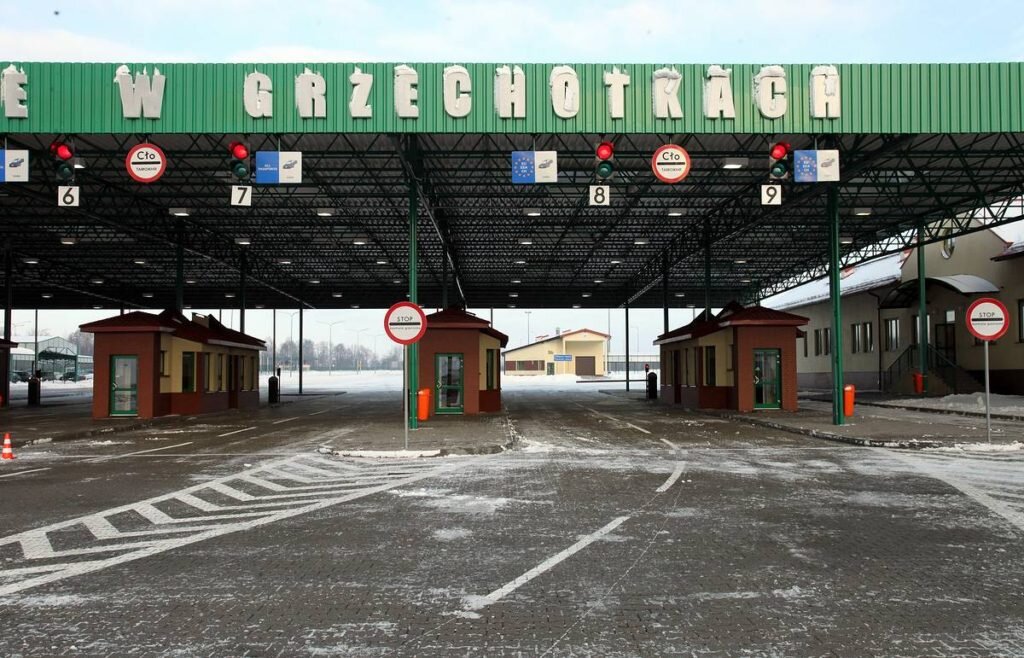 Запрет на въезд иностранцев в Польшу будет продлен