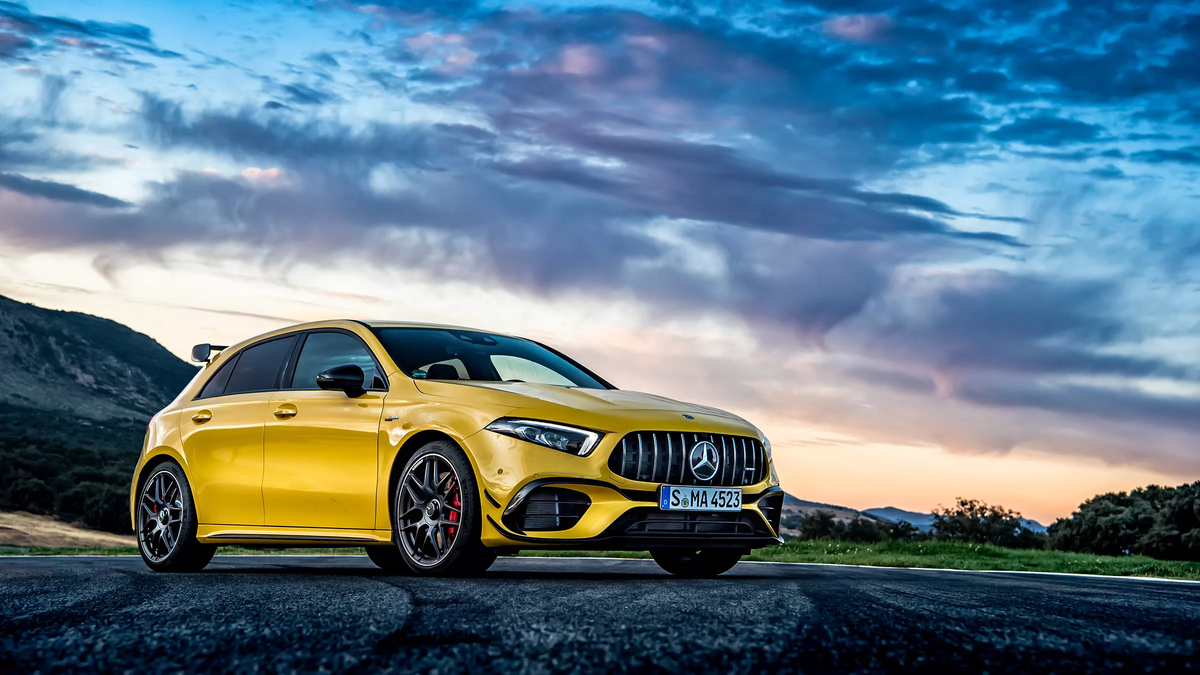 Mercedes Benz a45 AMG 2020 4Рє