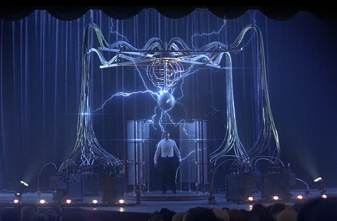 Кадр из фильма "Престиж" Машина Теслы