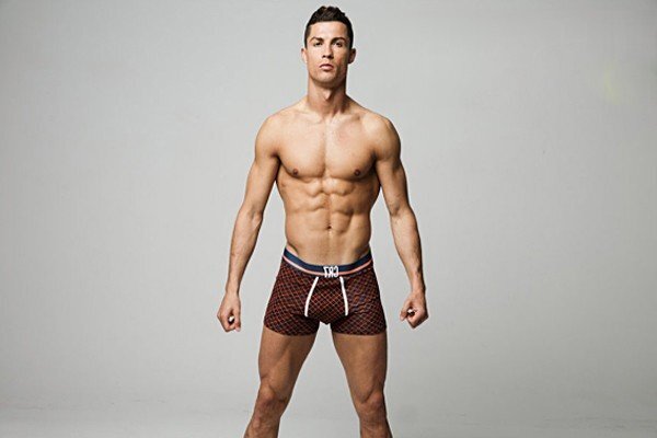 Криштиано Роналду.