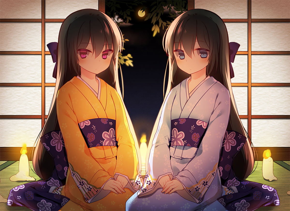 Две девушки в кимоно.