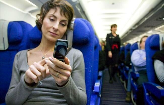 Можно ли в самолёте пользоваться телефоном