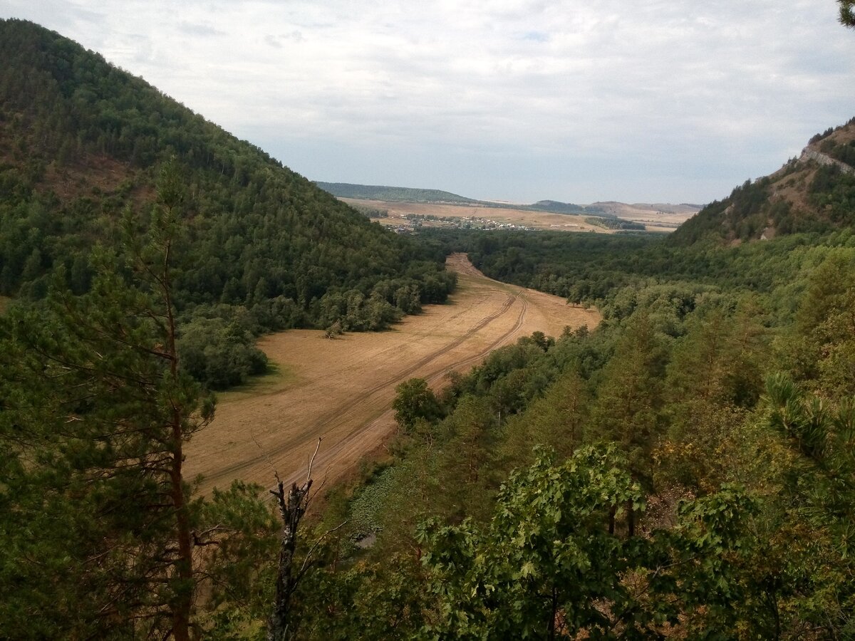 Гумеровское ущелье и гора Бужа Тау