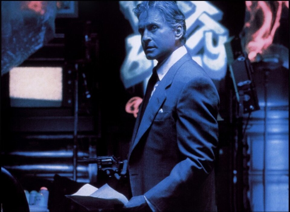shot from "The Game"/1997/David Fincher/Polygram Filmed Entertainment, Propaganda Films, A&B Producoes, Lda./Источник - kinopoisk.ru