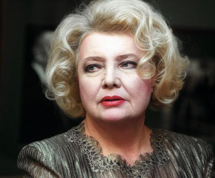 Как сейчас живет 87-летняя великая актриса Татьяна Доронина, которую уволили из МХАТа. Не так давно она прервала молчание2