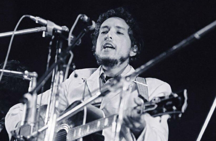 Боб Дилан: не хочу быть фолкером, стану рокером || Getty