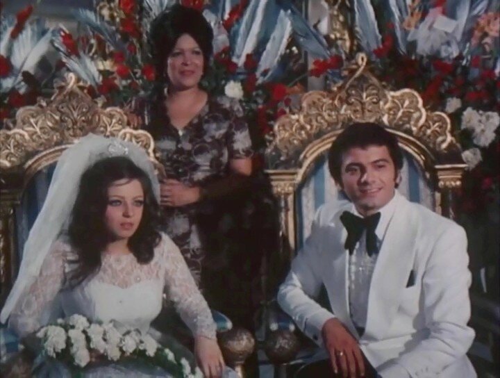 Кадр из фильма "Белое платье".