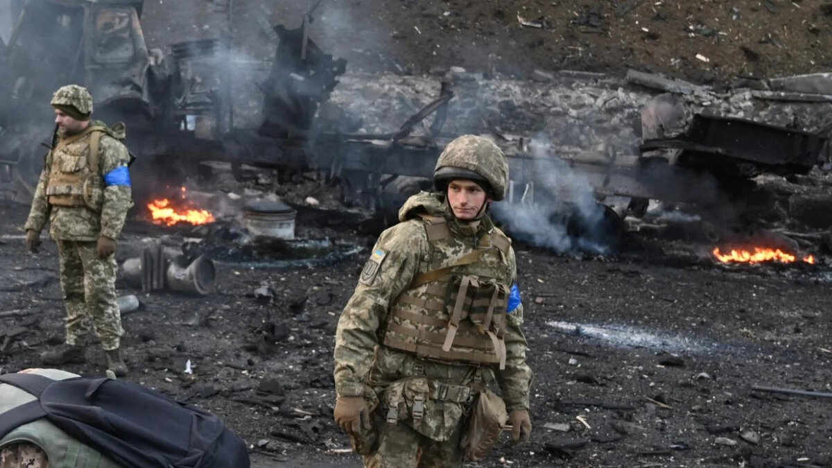 Огромные потери украины. Украинская армия 2013 год.