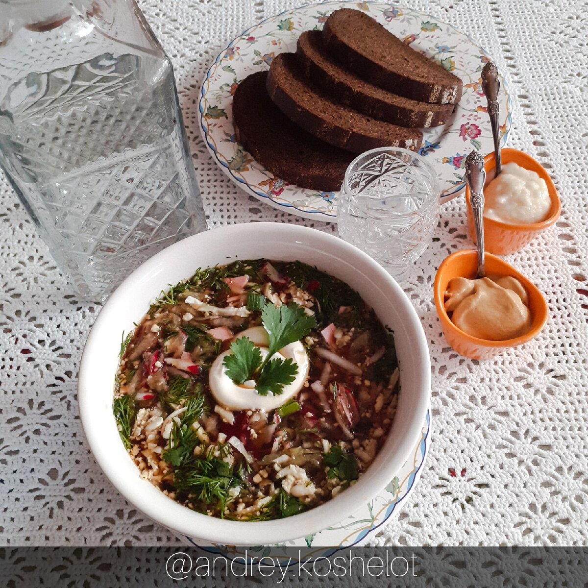 Простая окрошка из СССР! Рецепт классической окрошки с колбасой на квасе |  KOSHELOT | Дзен