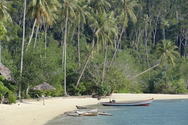    Побережье острова Суматра. Индонезия (сс) Fabio Achilli
