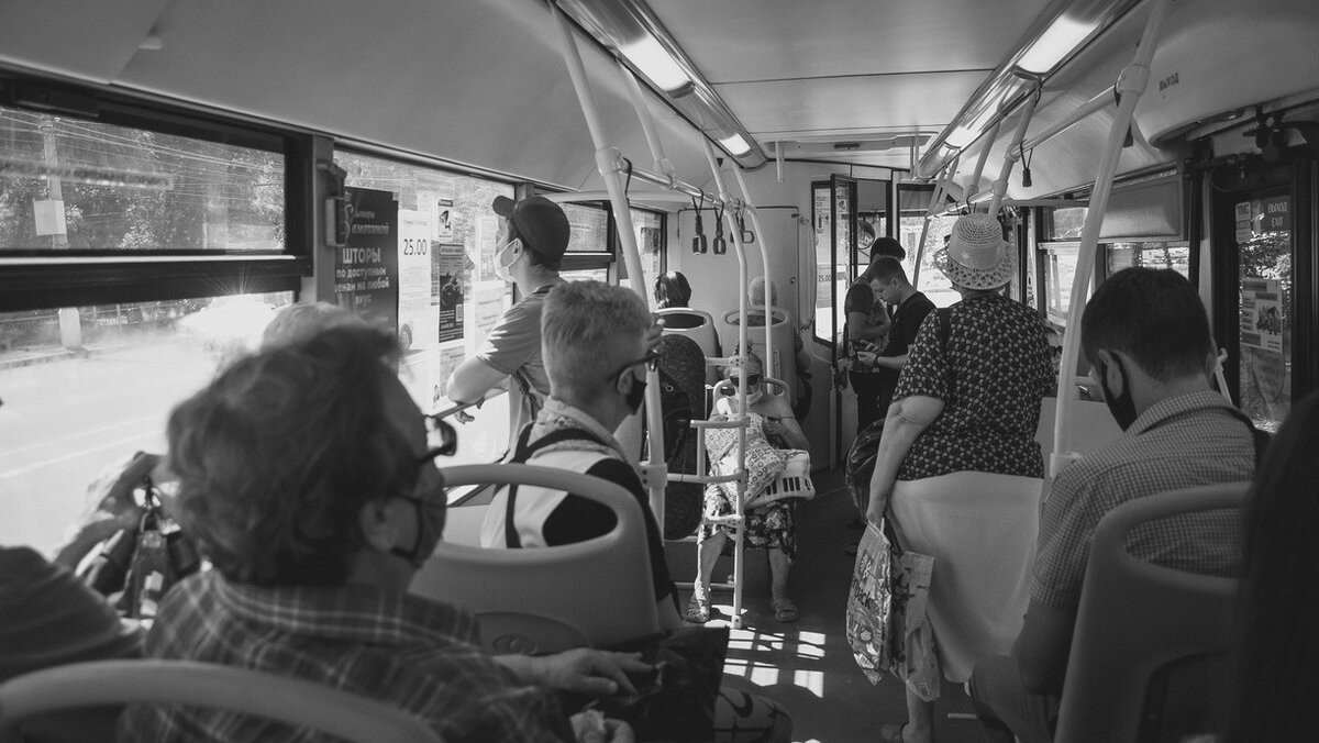 Водитель и пассажир автобуса подрались во Владивостоке