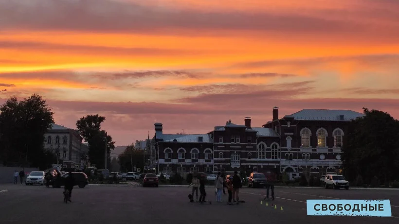 Театральная площадь в Саратове. Фото Анна Мухина