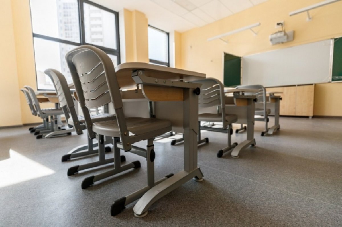    15 педагогов Екатеринбурга получили награды из рук мэра