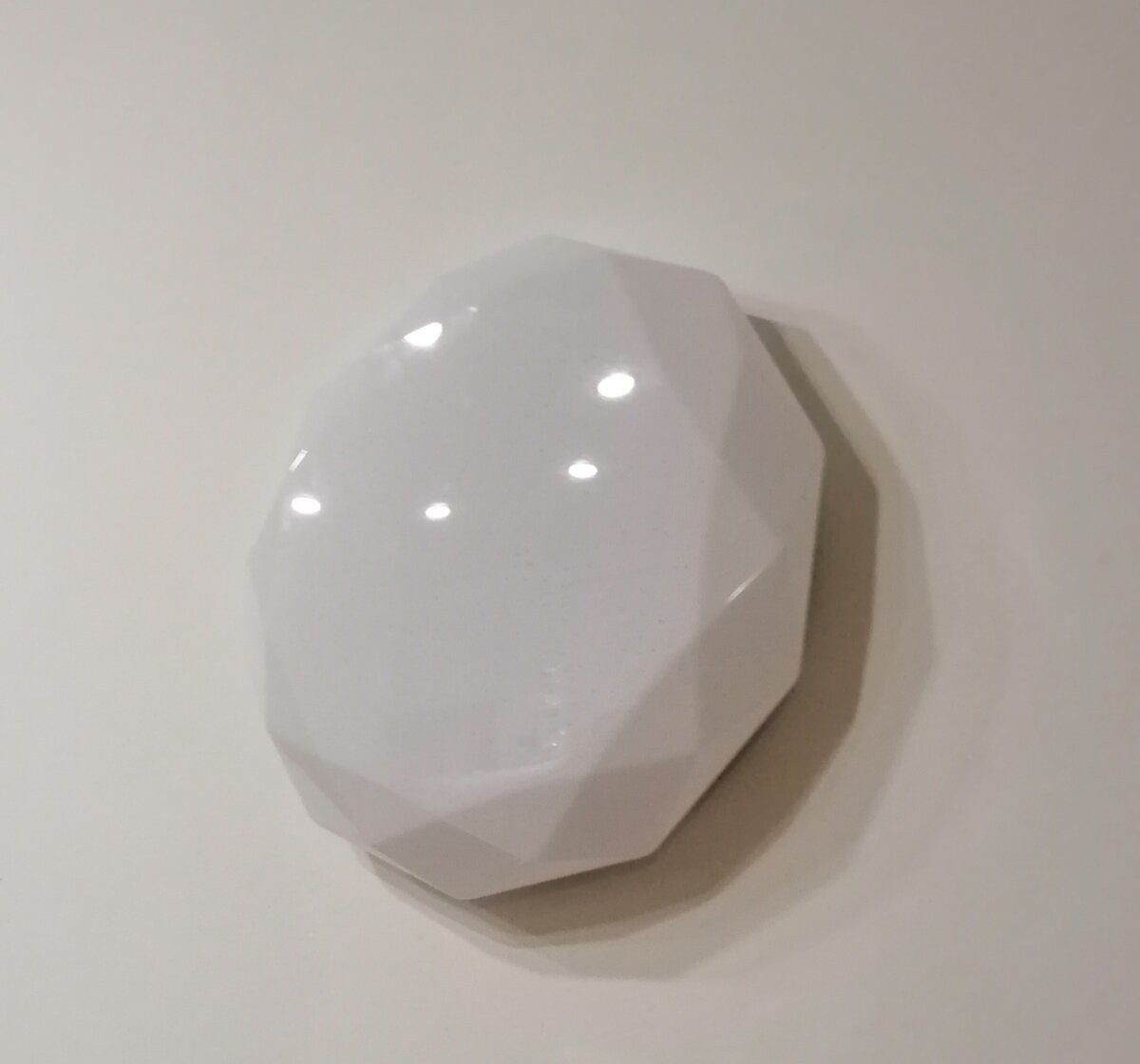 Вот он, тот самый светильник. 