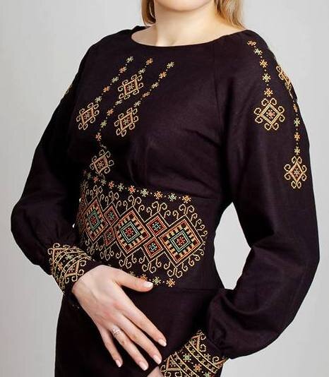 Сшитое по выкройке платье реглан