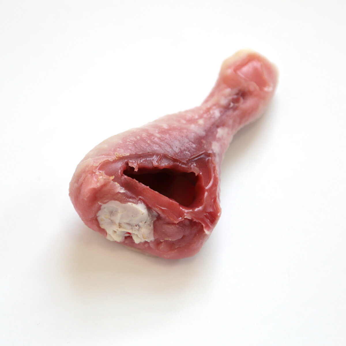 А так  выглядит муляж куриной голени с обратной стороны.