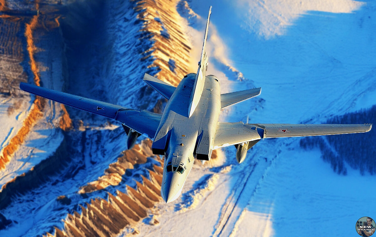 Ту-22м3 полет над снежным вершинами