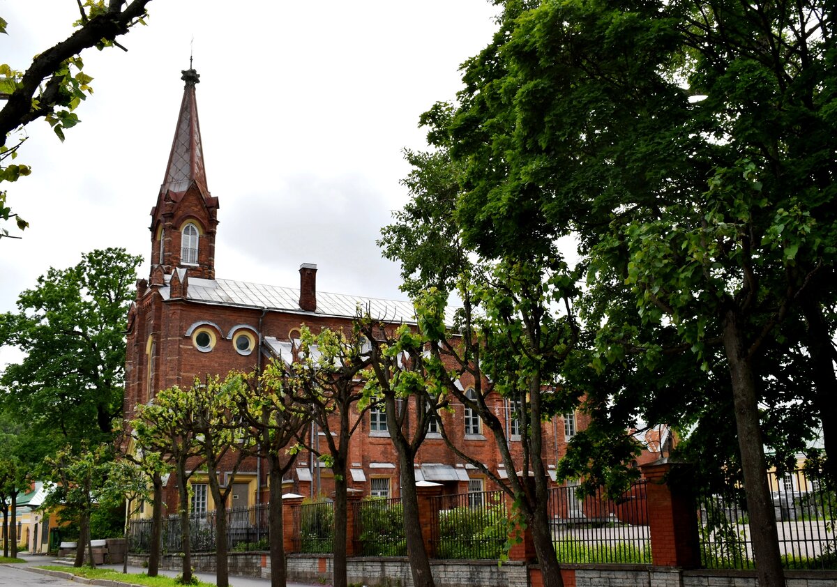 каннельярви лютеранская кирха. кирха в приозерске приозерск. кирха святого адальберта калининград. кирха история. сортавала лютеранская церковь сгорела.