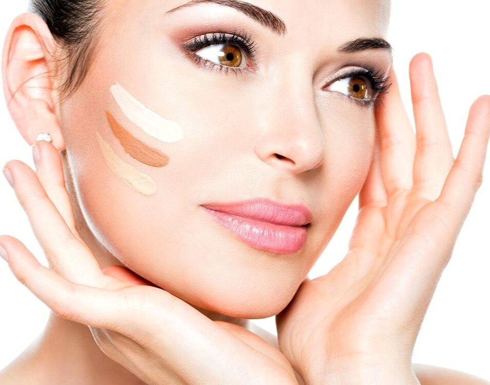 Ошибки при нанесении тонального крема, которые заметит каждый