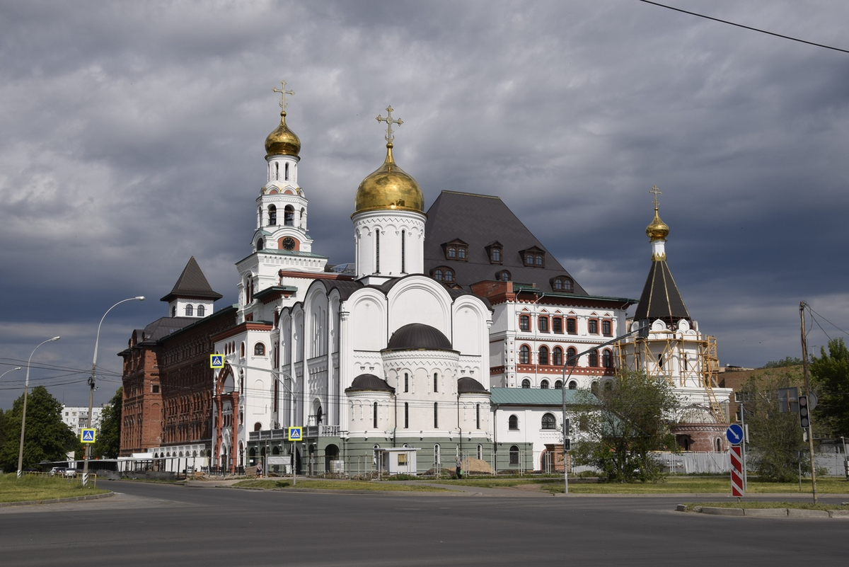 Поволжский православный институт и Тольяттинская академия управления провалились