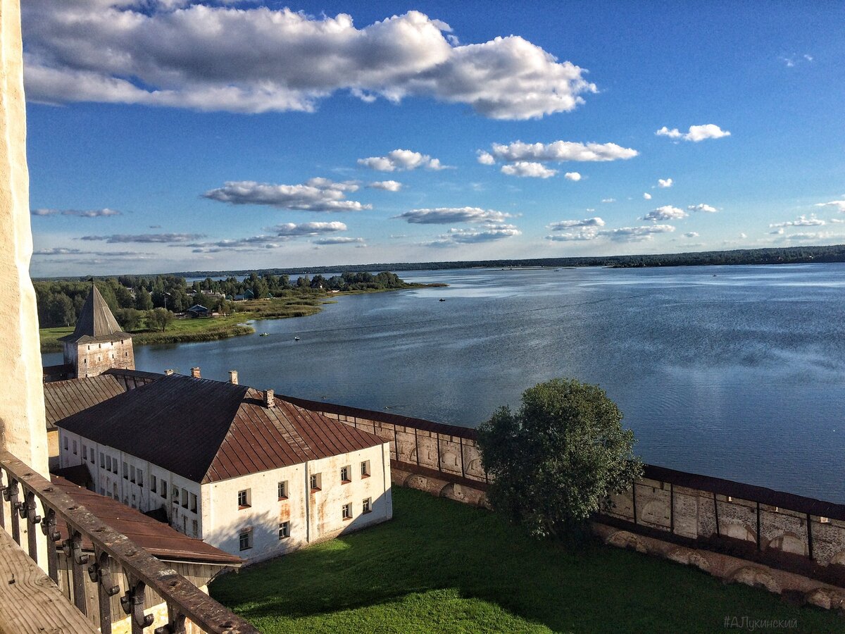 раскинулся широко чудский Суваявръ